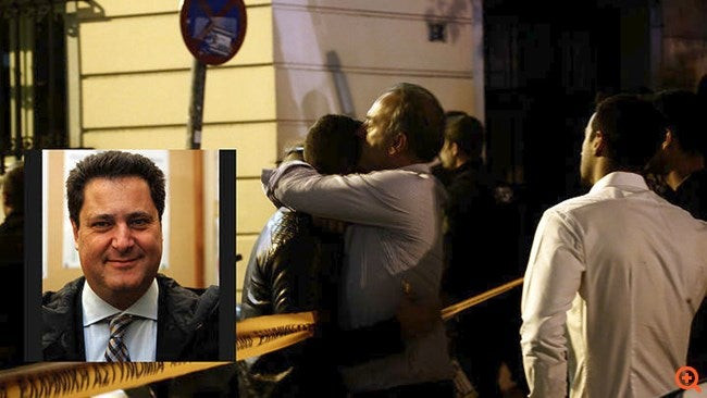 Σε λίγη ώρα το «τελευταίο αντίο» στον Μιχάλη Ζαφειρόπουλο (εικόνες)